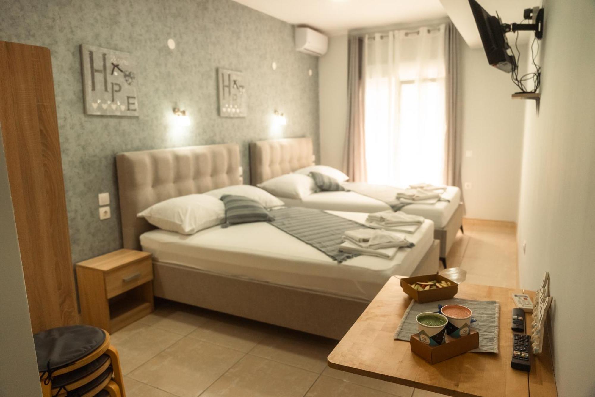 Peraía Aktis Sea View Studios מראה חיצוני תמונה